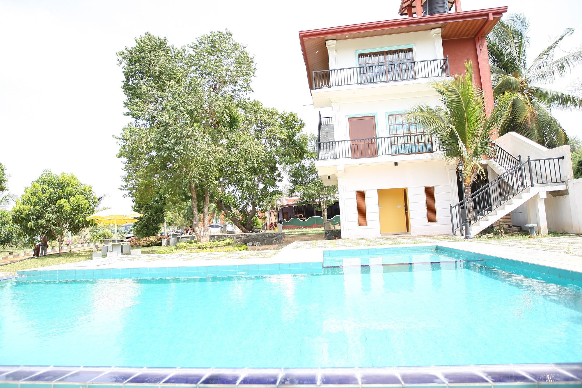Nilambara Lake View Dambulla Exteriör bild